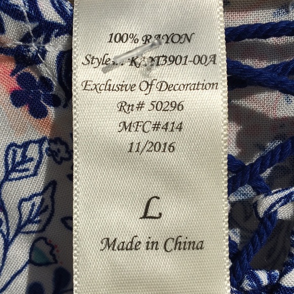 Floral BOHO Top NWT. Bell sleeve. L. - Picture 4 of 6